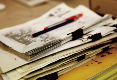 出版費用を確認する見積書