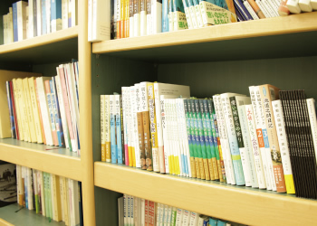 全国の書店へ届けられる出版書籍